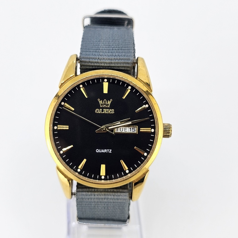 Men's Analog Watch 38MM Black Dial Day Date NEW Gray Canvas Band NEW Battery